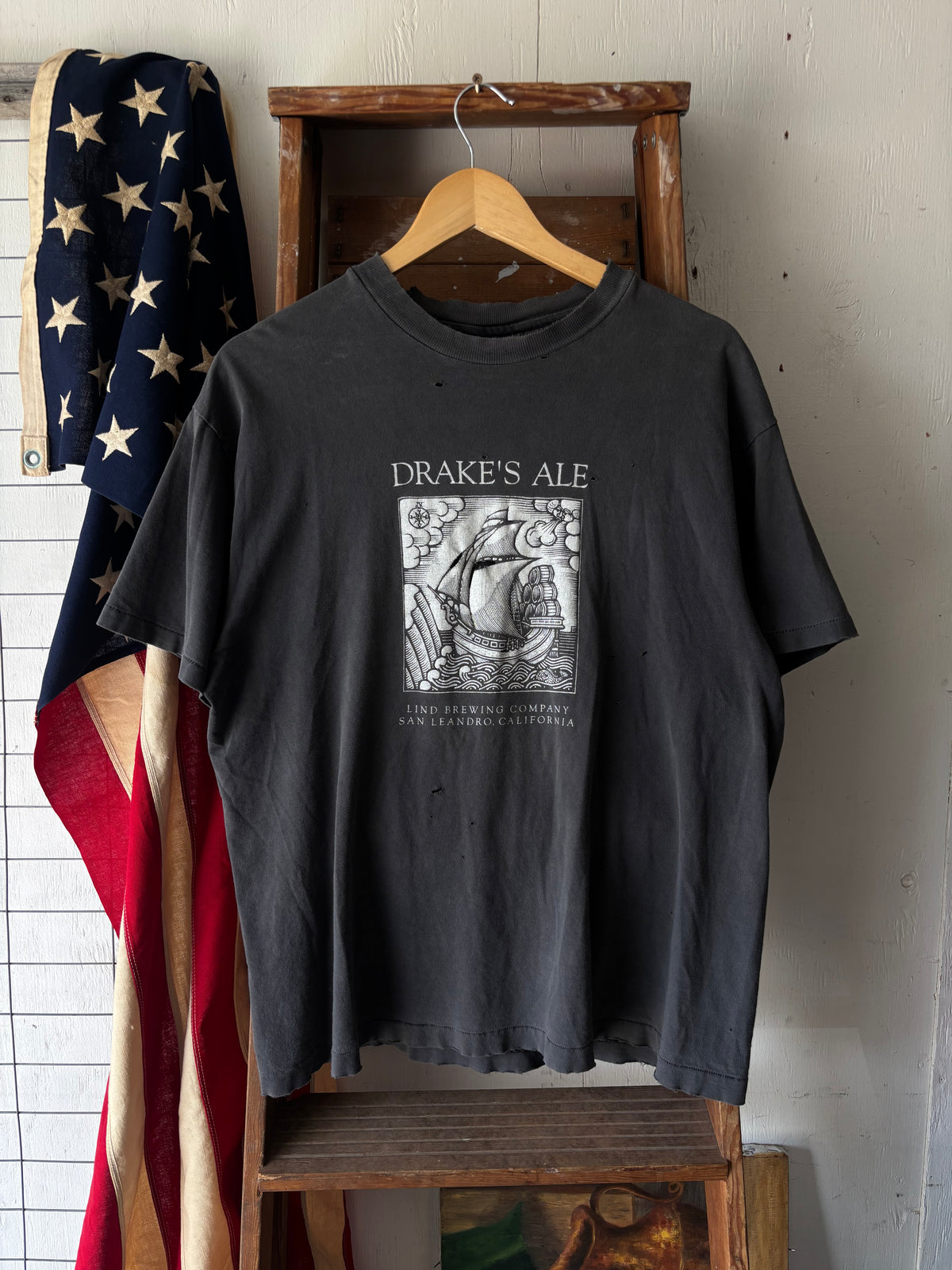 1990s Drake's Ale Faded Tee
