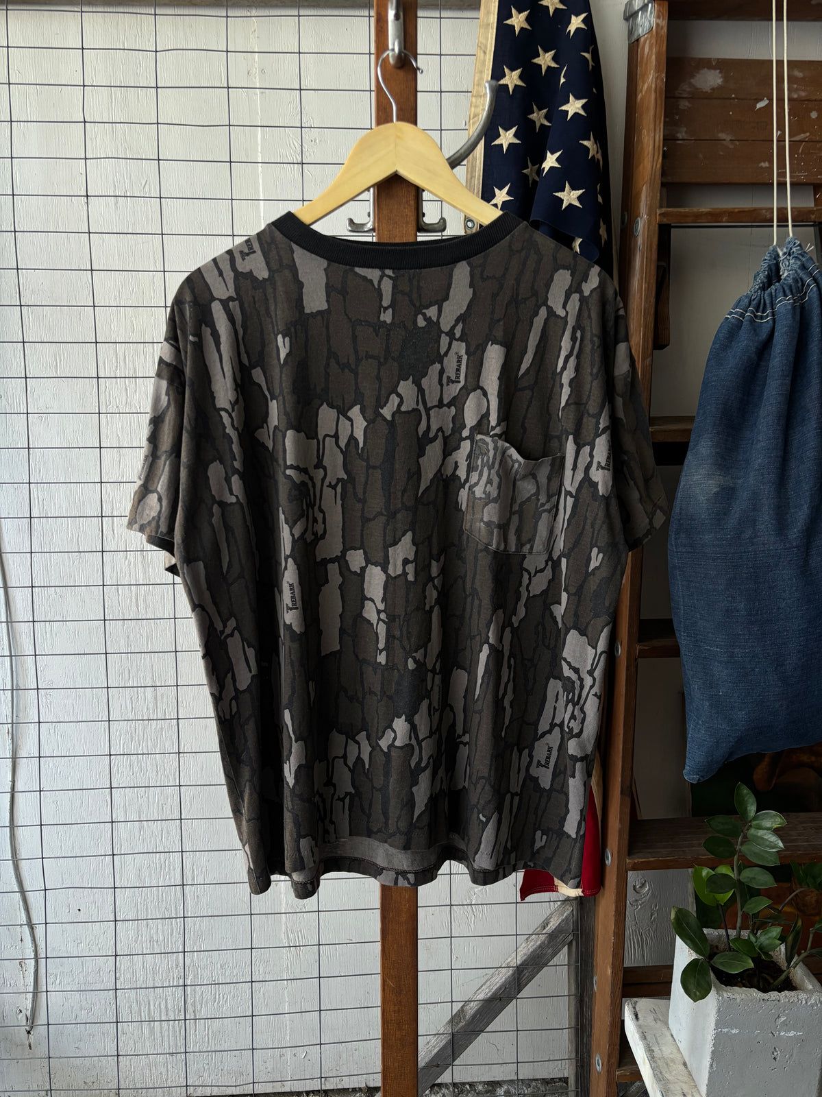 1990s Bark Camo Tee