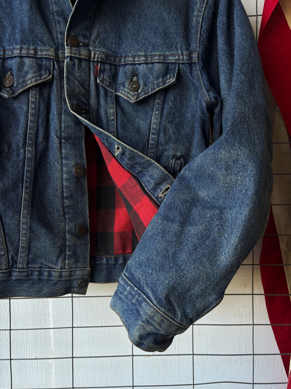 1990s Levis Plaid Lined Trucker Jacket