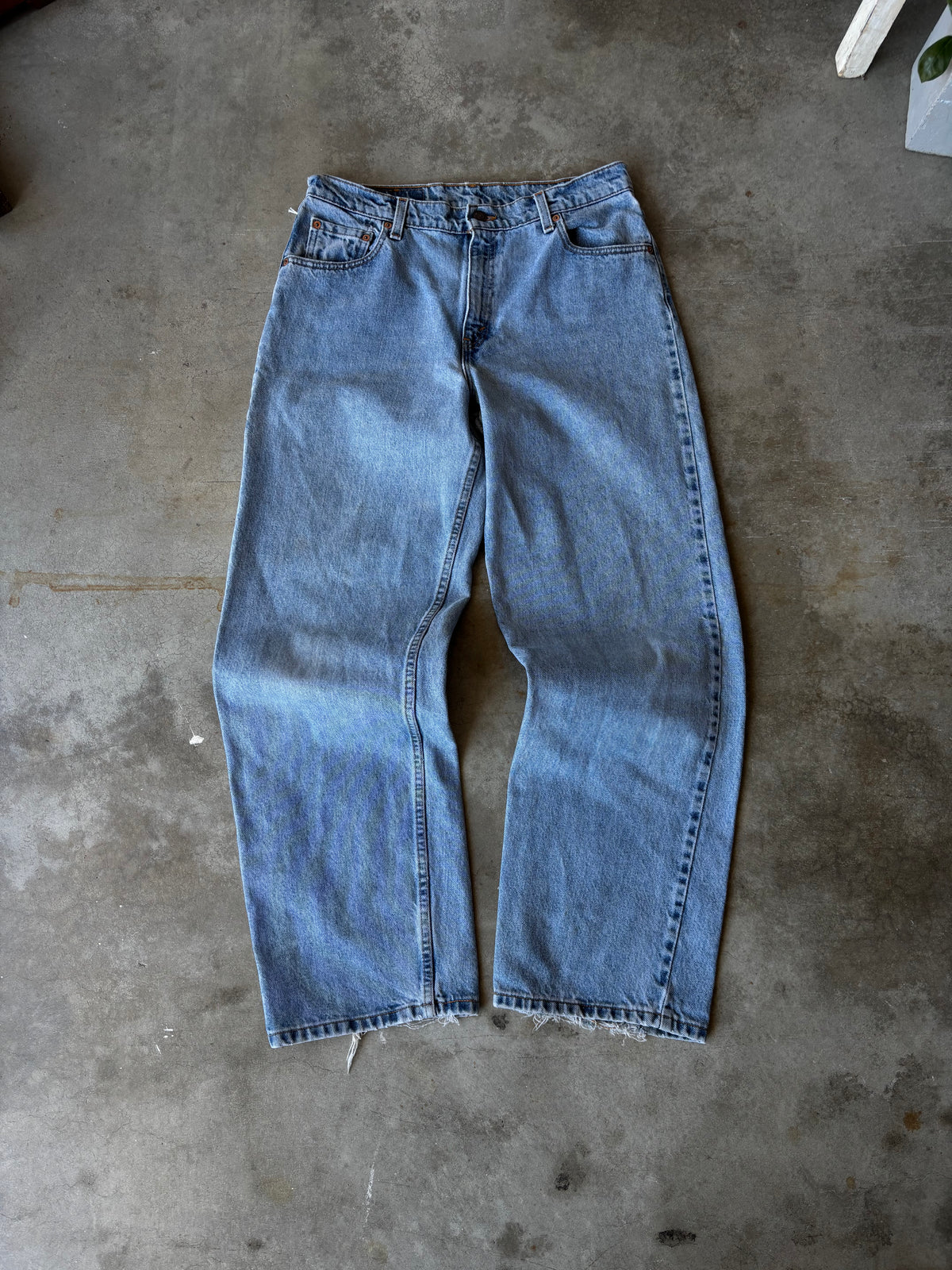 1990s Levis 565 Wide Leg