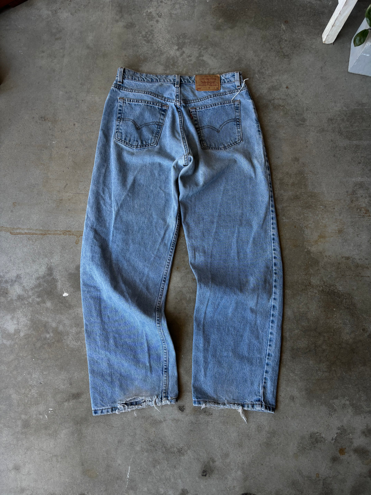 1990s Levis 565 Wide Leg